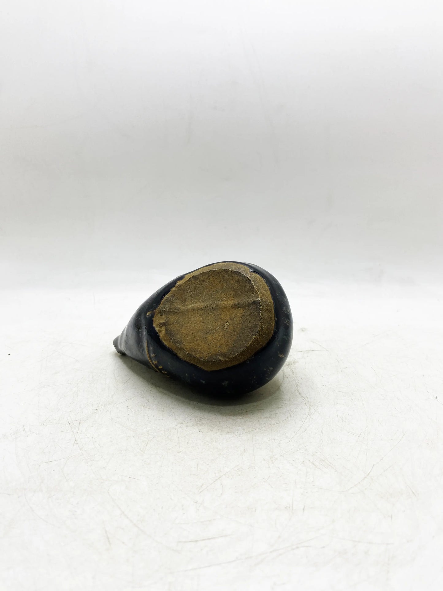 清代黒釉窯変魚形水壺