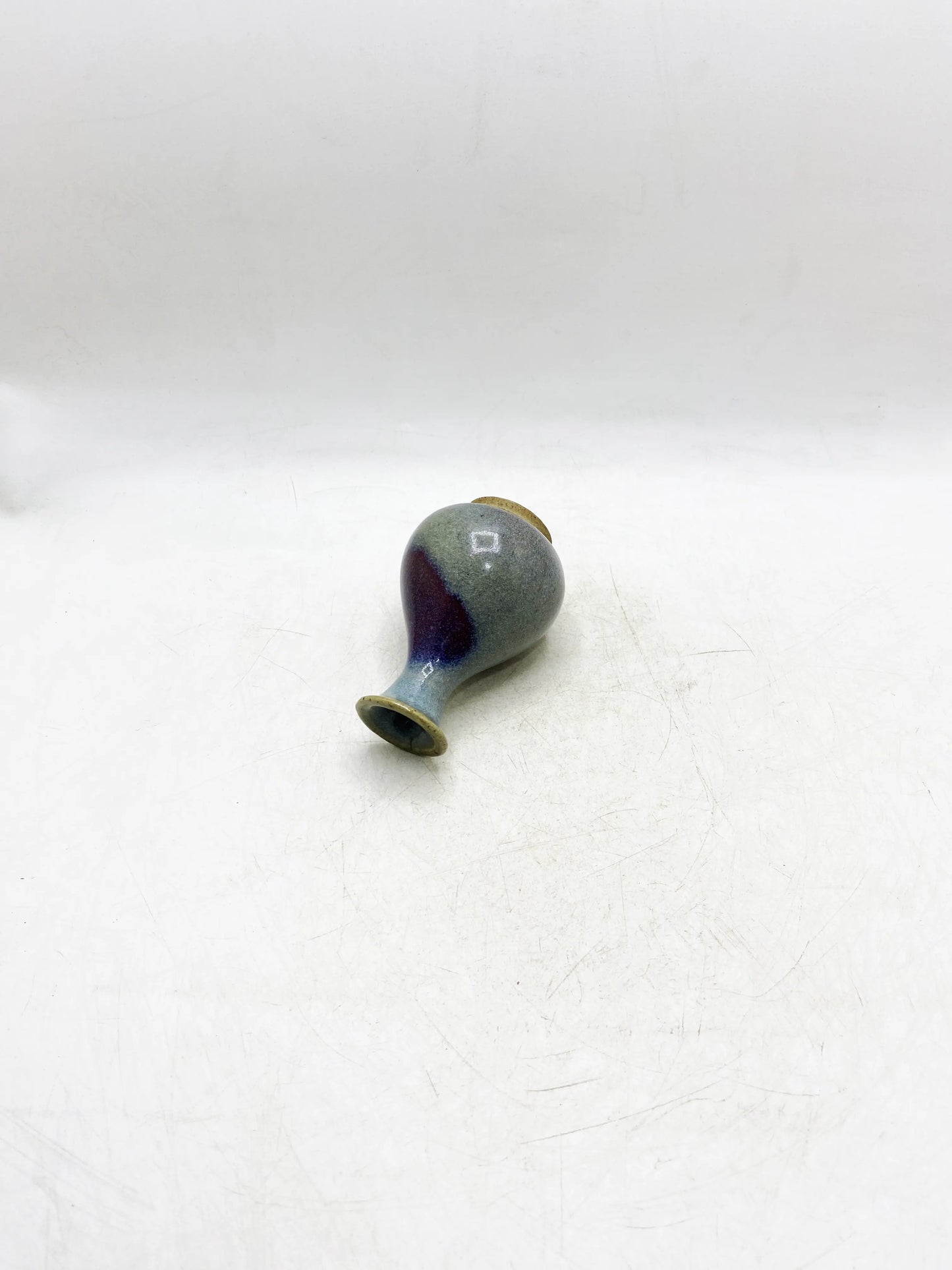 Yuhuchun-Vase aus der Qing-Dynastie mit Jun-Glasur, im Ofen bearbeitet.