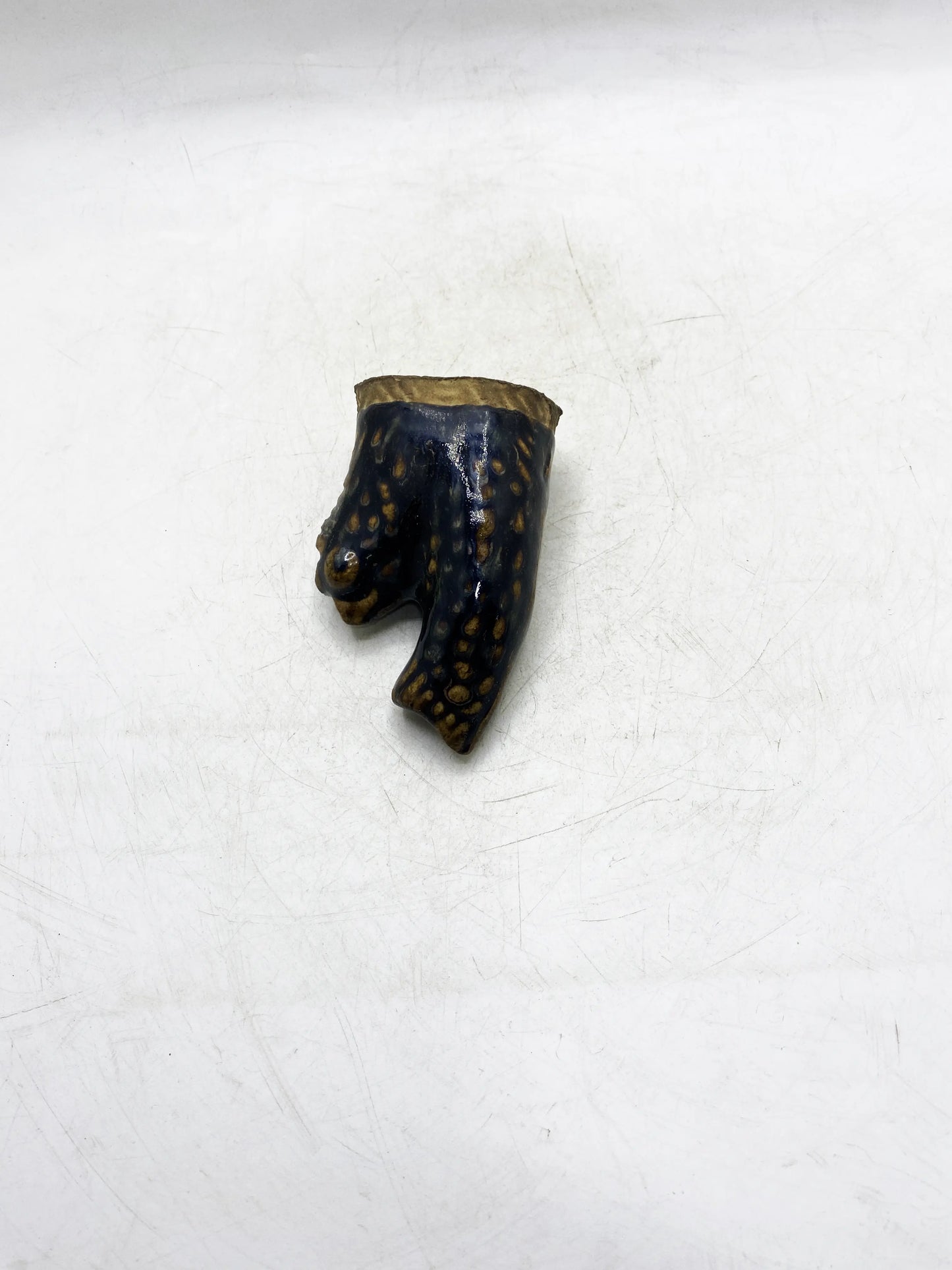 清代黒釉窯変獣形水滴