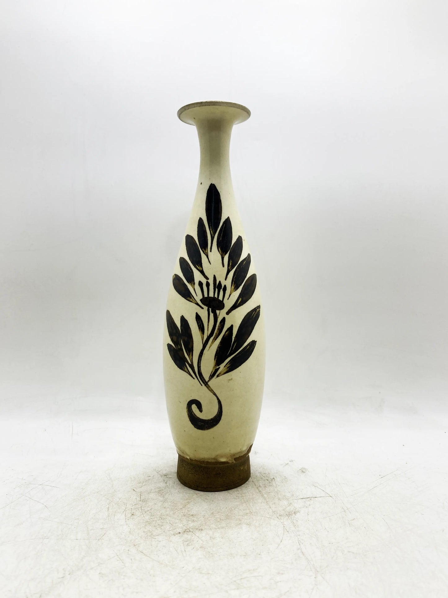 Ming Dynasty Cizhou Kiln White-Ground Black-Flower Flower Vase
