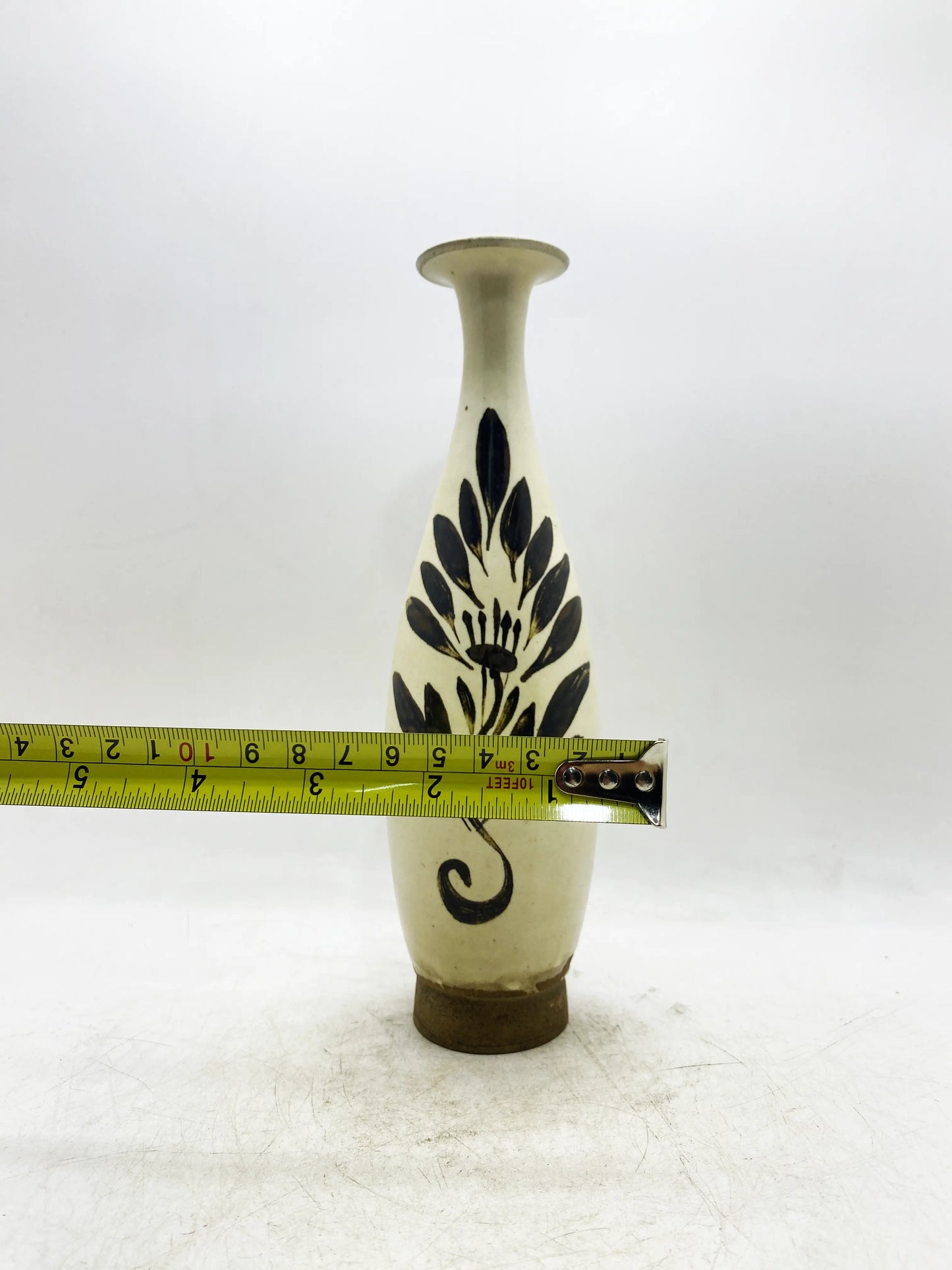 Ming Dynasty Cizhou Kiln White-Ground Black-Flower Flower Vase
