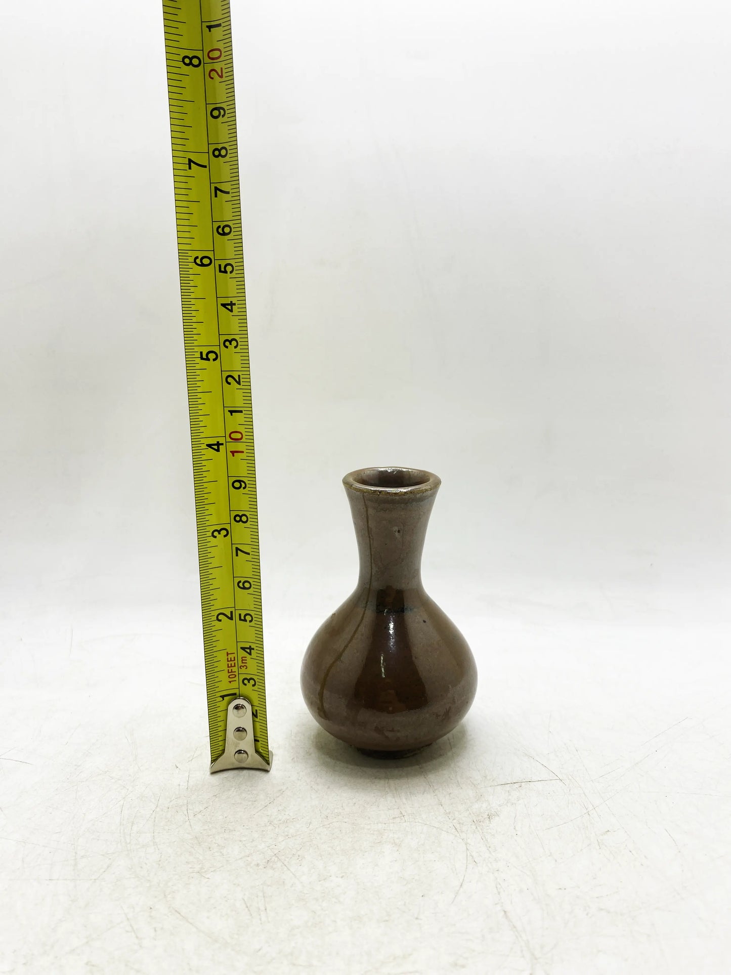 Ming Dynasty Sauce-Glaze Kiln-Transformed Small Vase