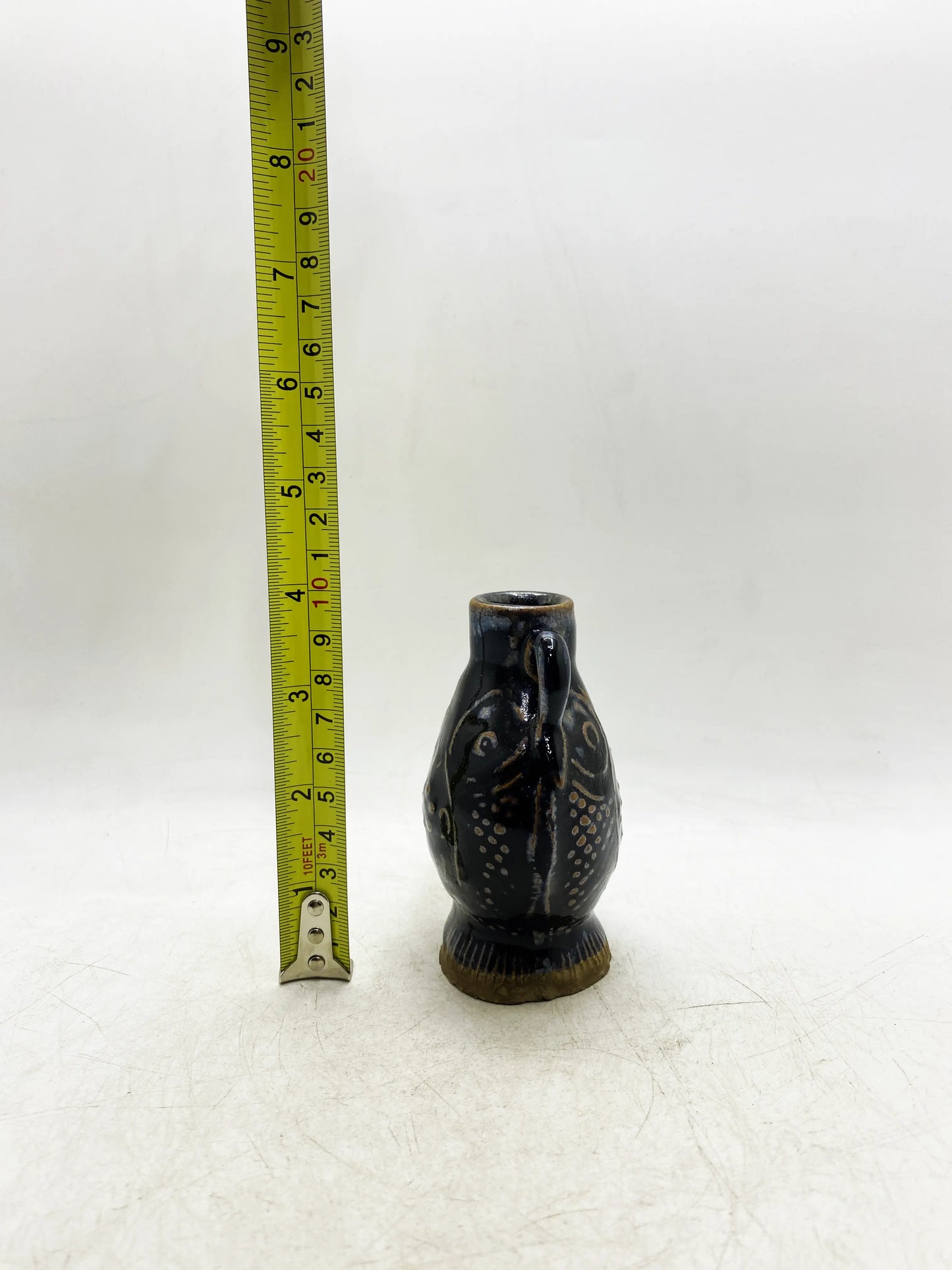 Ming Dynasty Black Glaze Carved Double-Fish Double-Ear Vase