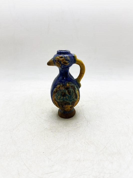 Qing-Dynastie Blaue Glasur Sancai Bionische Vogelform Kanne